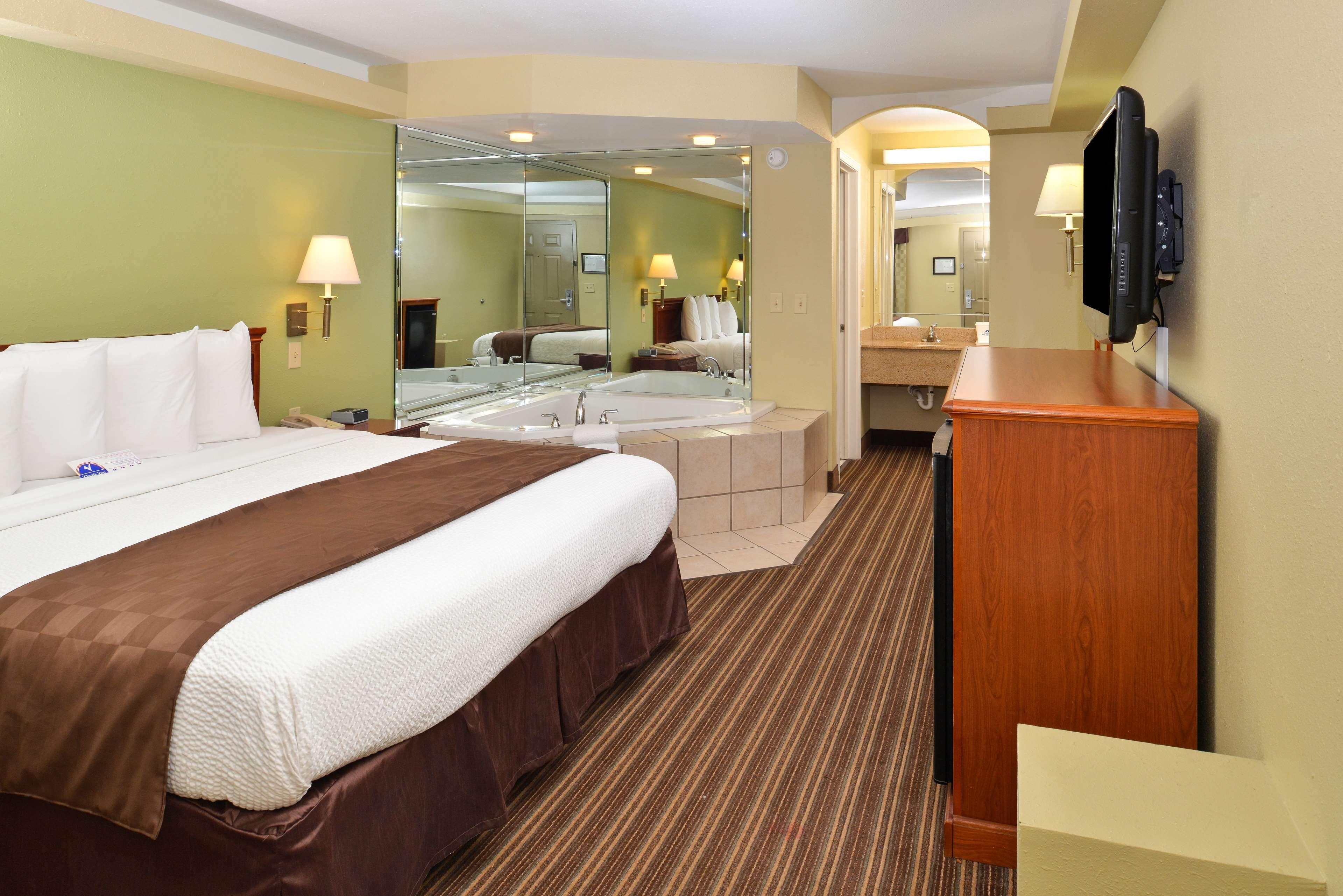 Americas Best Value Inn And Suites Little Rock Eksteriør bilde