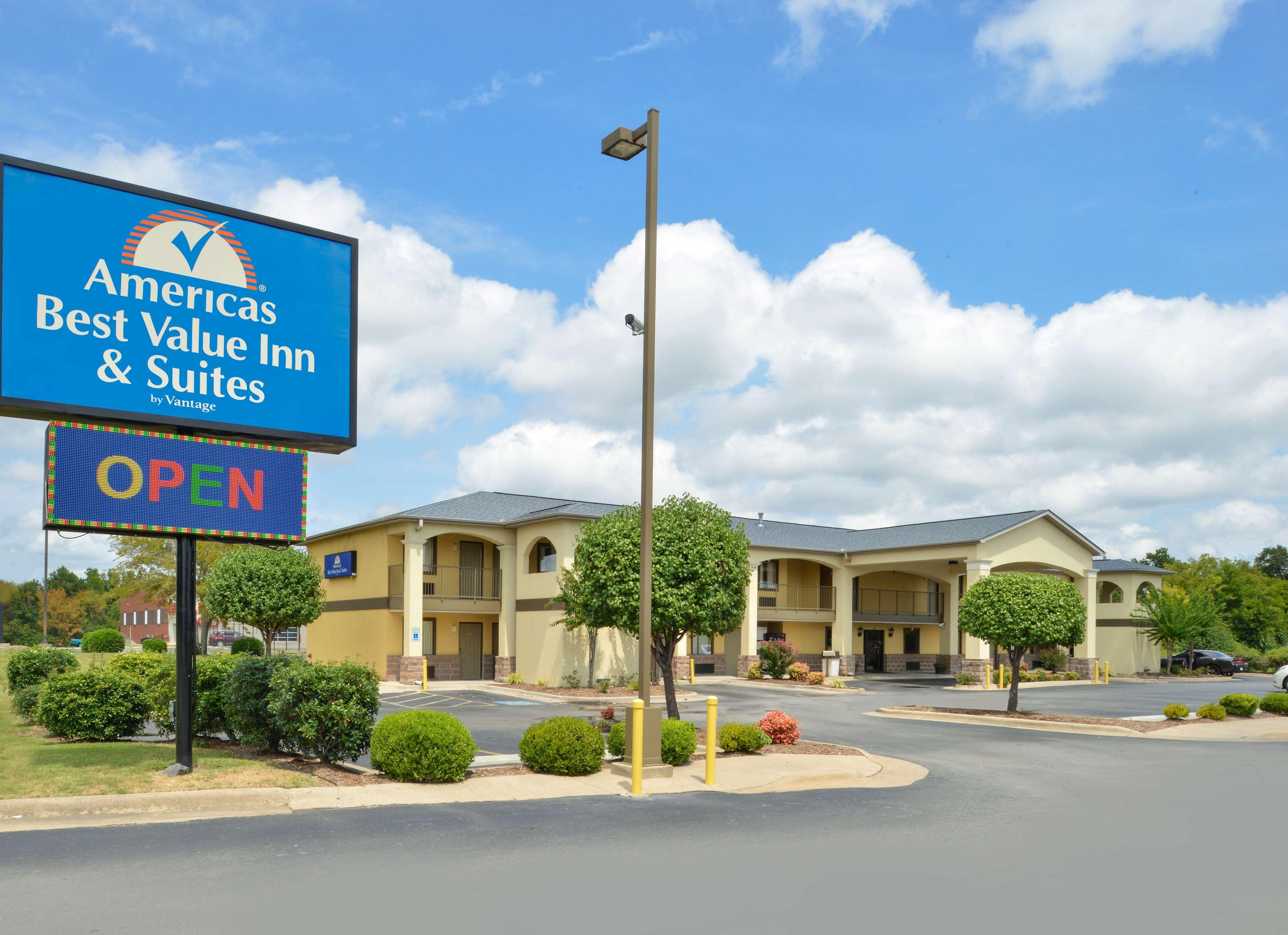Americas Best Value Inn And Suites Little Rock Eksteriør bilde