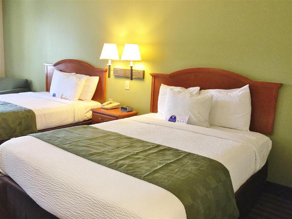 Americas Best Value Inn And Suites Little Rock Rom bilde