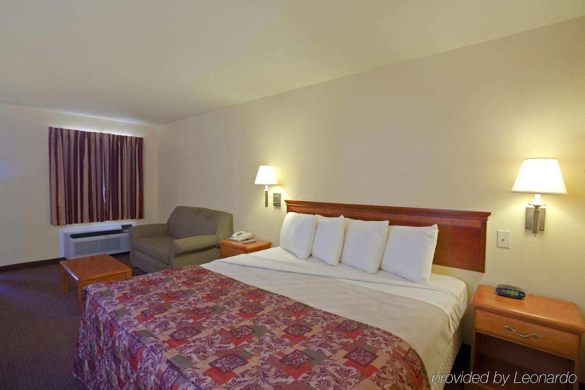 Americas Best Value Inn And Suites Little Rock Rom bilde