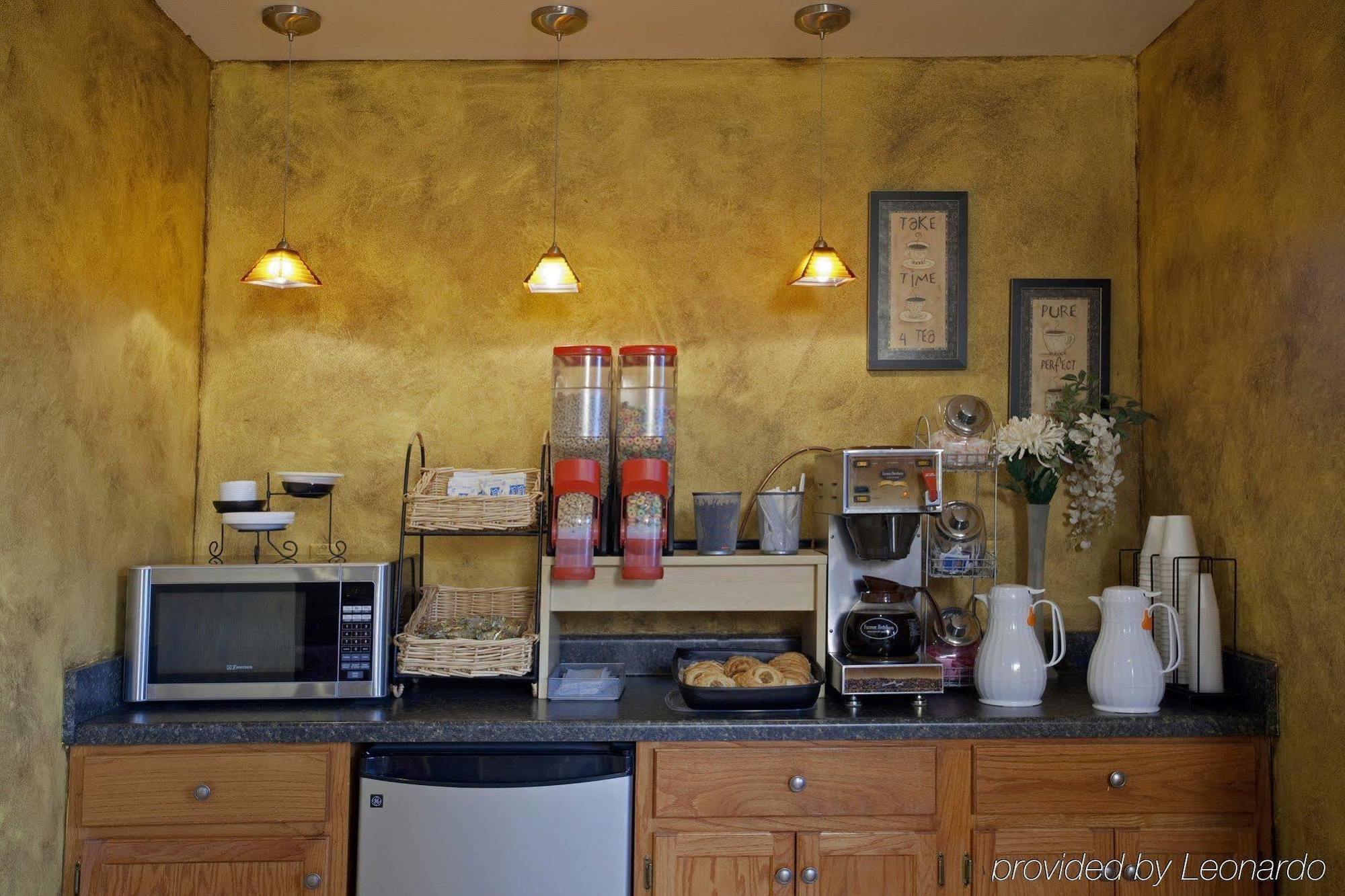 Americas Best Value Inn And Suites Little Rock Restaurant bilde